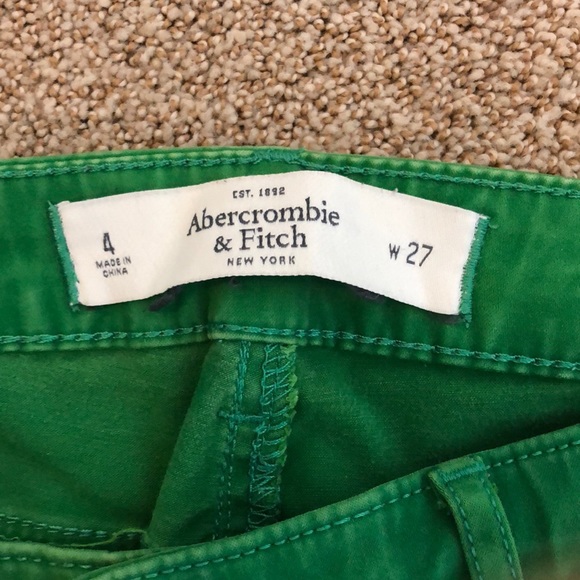 Abercrombie and Fitch green skinny’s size 4 - Picture 2 of 3